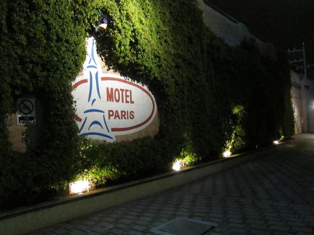 Motel Paris Puebla Bagian luar foto